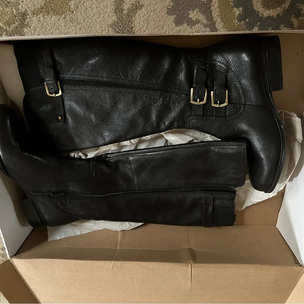 Naturalizer Johanna Black Leather Wide Calf Boots – NEW in Box – Never Worn